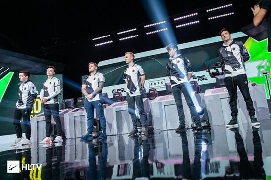 2025年冠军巡回赛埃夫里库库讷电子竞技盛况全解析